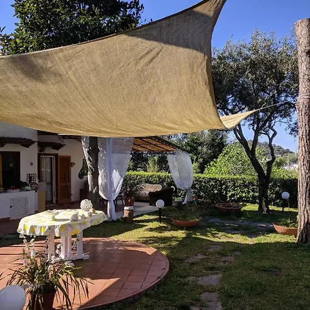 Guest house Casa Vacanze Lettoelatte Forio D'ischia *