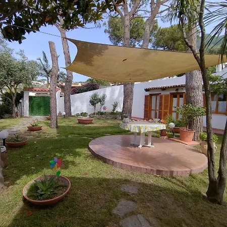 Guest house Casa Vacanze Lettoelatte Forio D'ischia Ischia